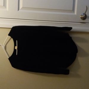 long-sleeved knitted sweater